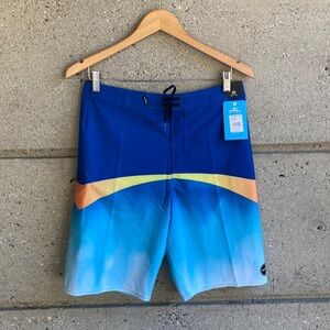 NWT O’Neill Mens Hyperfreak 30”